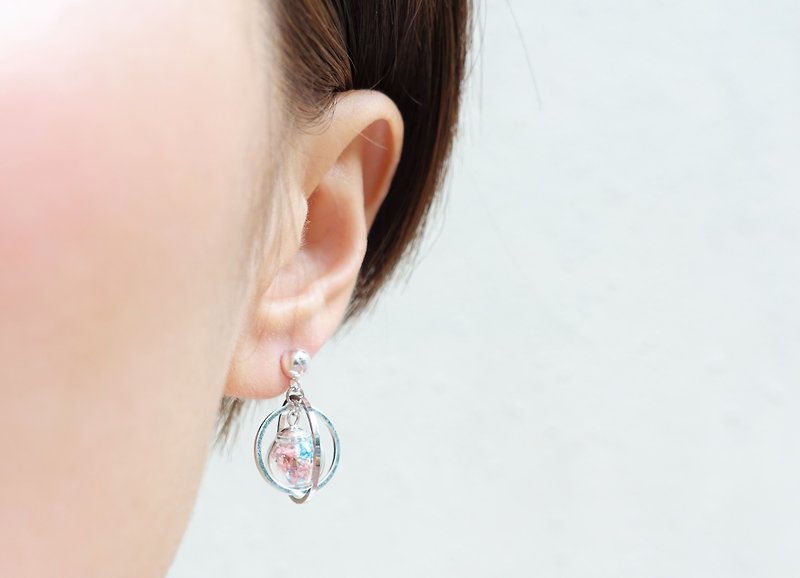 Revolve Baby breath 925 sterling sliver earrings / earrings clip - Earrings & Clip-ons - Plants & Flowers Multicolor