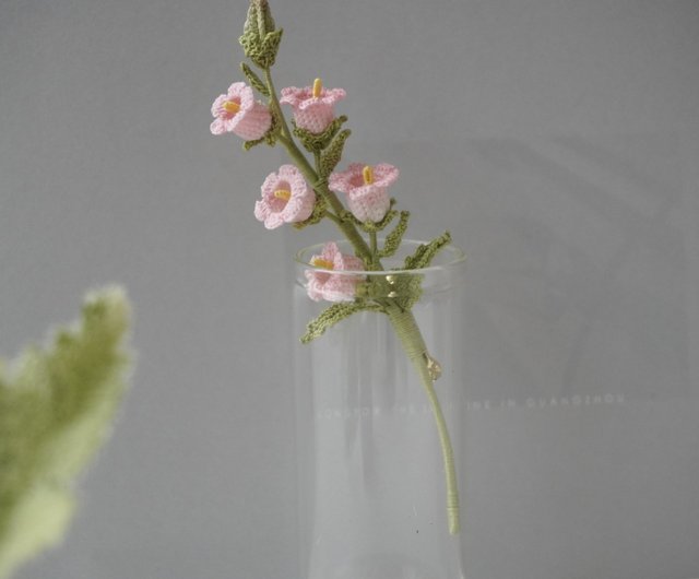 Yuansen 手作り風鈴花立体マイクロかぎ針編みブローチ