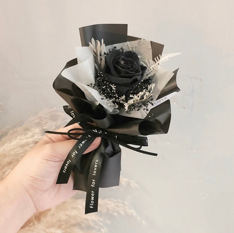 Dark starry black rose, immortal bouquet - Plants - Plants & Flowers 