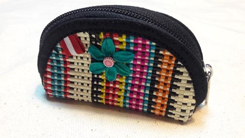 Three-dimensional color woven shell small flower coin purse-black - Coin Purses - Plants & Flowers Multicolor