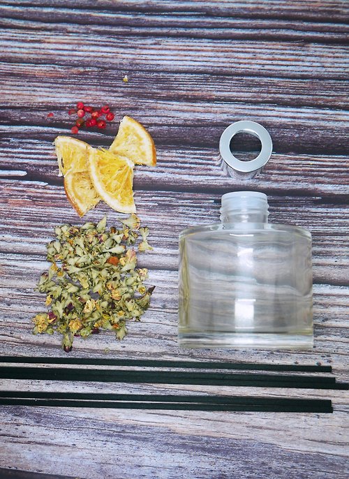 VEDA 植萃魔法 【_____】個人 訂製 專屬 植萃精油 香氛 擴香竹 空間擴香瓶
