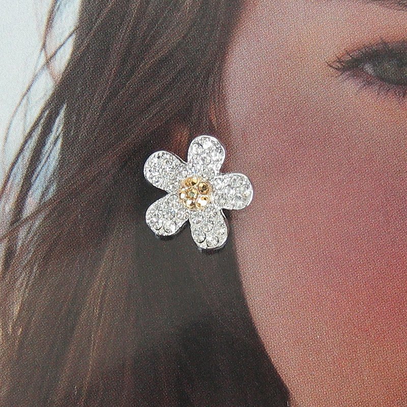 Daisy stud earrings, Daisy jewelry,Flower earrings, Statement stud earrings - 耳環/耳夾 - 純銀 黃色
