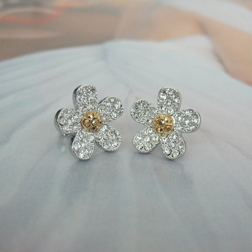 デイジースタッドピアス デイジー (DAISY) イヤースタッド