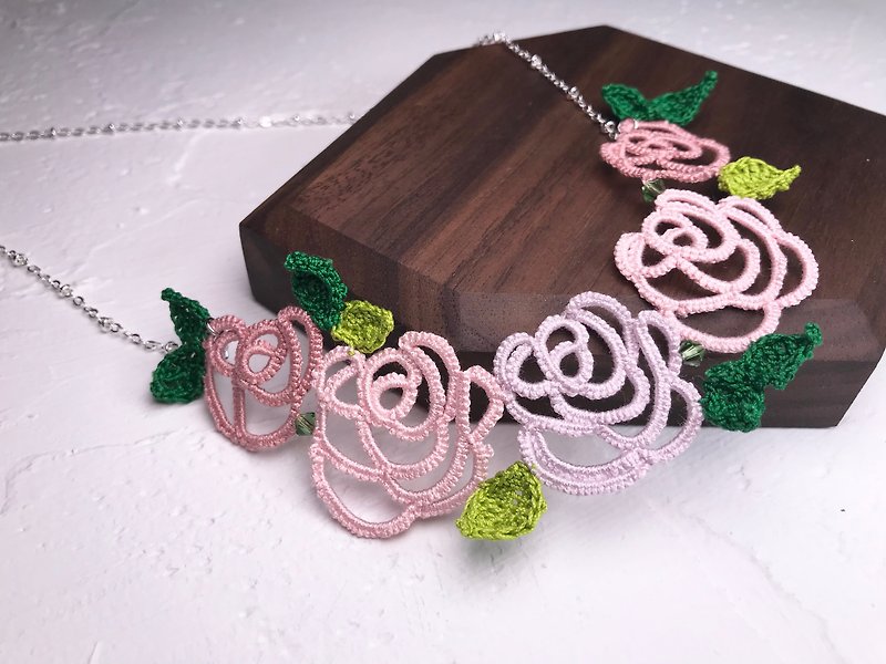 tatted rose necklace (pink) / gift / Swarovski crystal / customize - Necklaces - Cotton & Hemp Pink