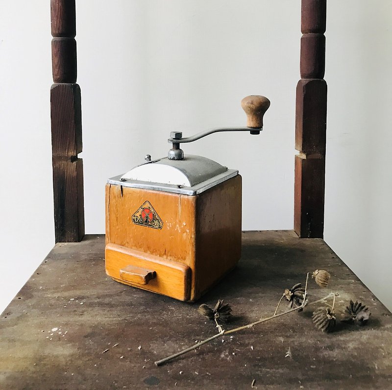 European German old/antique hand grinder