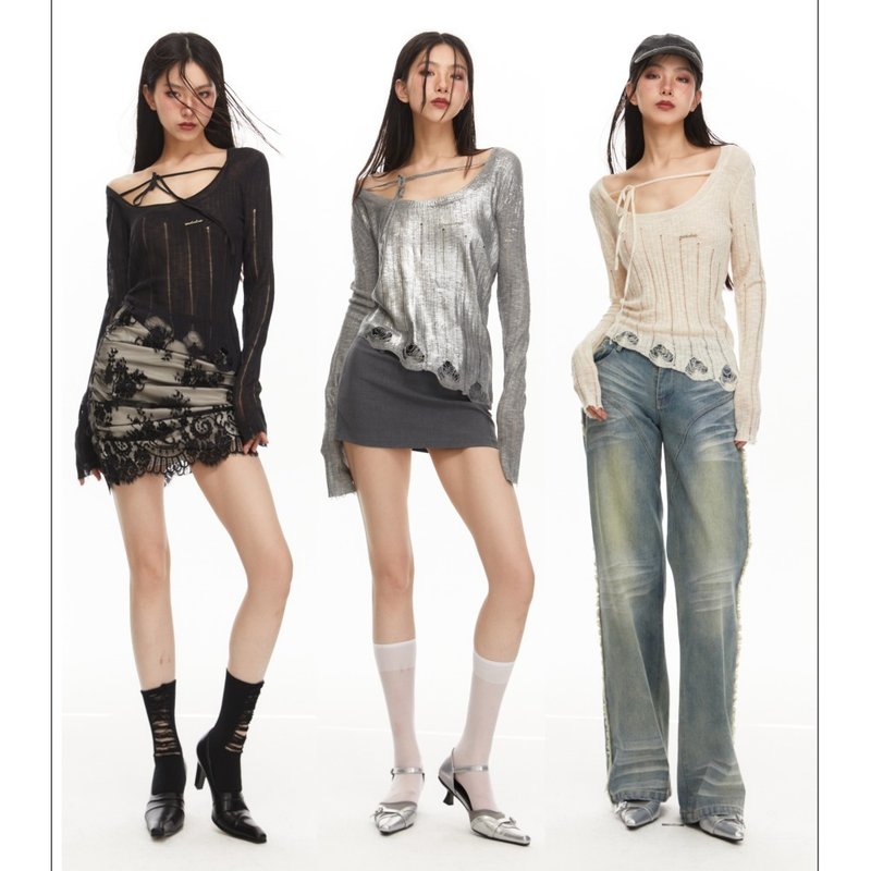 【Hot Silver Distressed Cut-out】Tie-Up Asymmetrical Neck Off-Shoulder Knit - เสื้อยืดผู้หญิง - วัสดุอื่นๆ สีเงิน