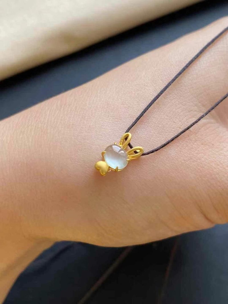 Ice Egg 18K Gold Bunny Jade Pendant - พวงกุญแจ - หยก 