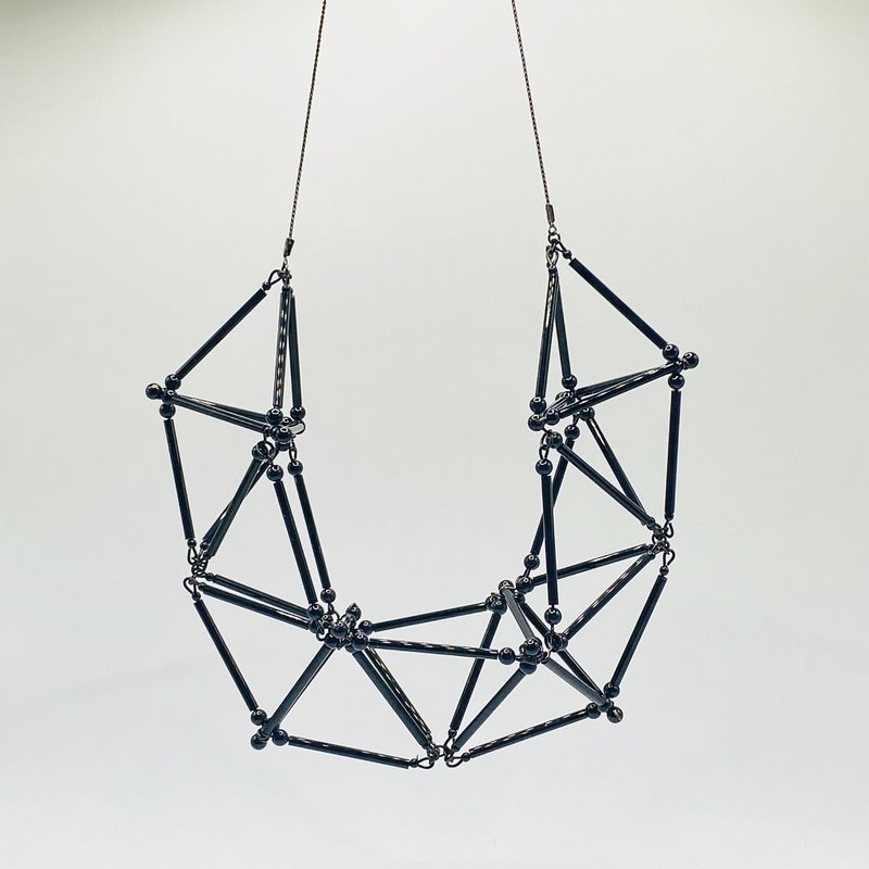 3D Huge NECKLACE【Black】 - 項鍊 - 玻璃 黑色