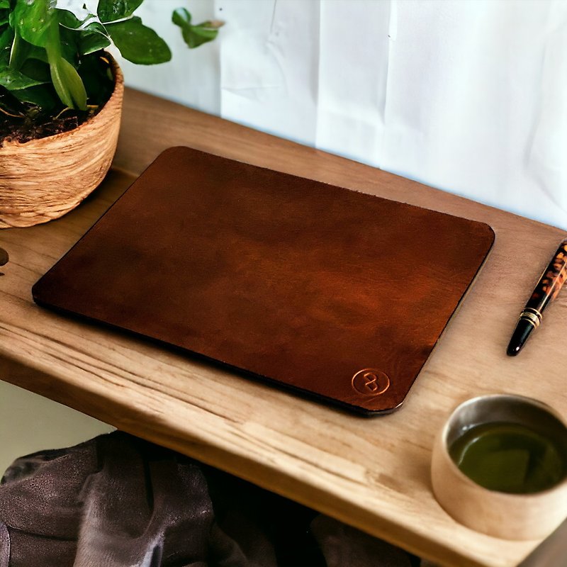 Vegetable Tanned Thick Cowhide Writing Pad/Mouse Pad (Comfortable Brown Coffee) - แผ่นรองเมาส์ - หนังแท้ สีนำ้ตาล