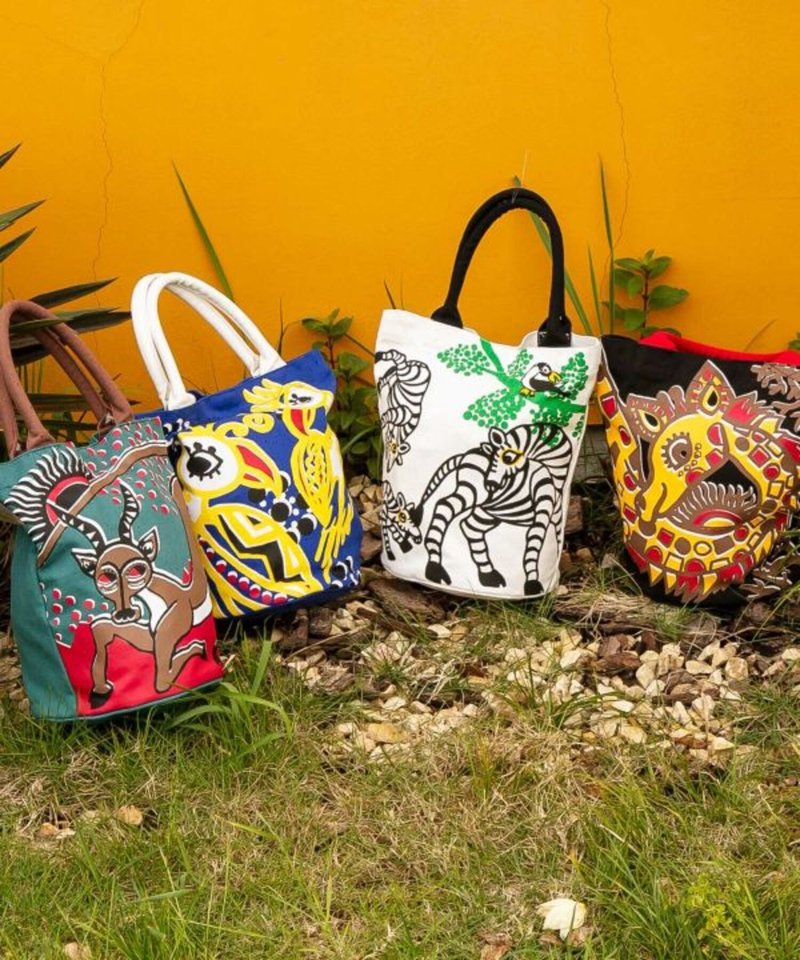 [Popular pre-order] African illustration Tingatinga cute animal bag (4 colors) CVNP4301 - Handbags & Totes - Cotton & Hemp 