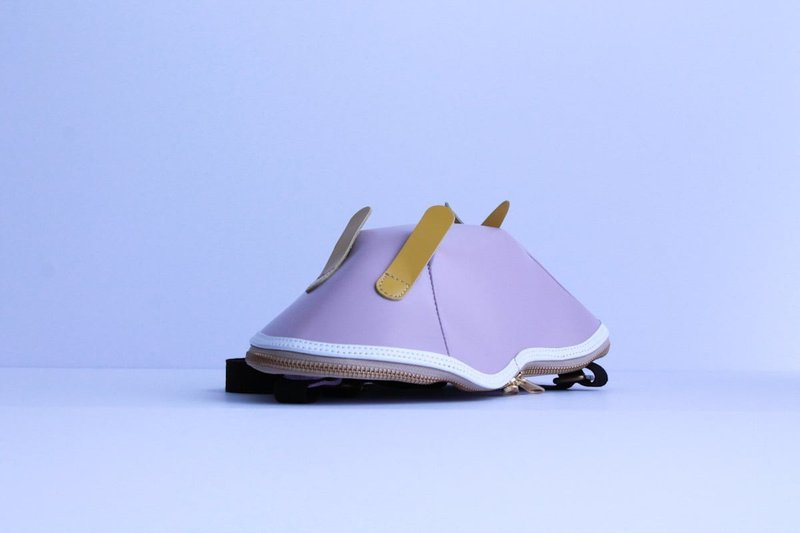 仙履海蛞蝓包【攀上背上的身影】 - 側背包/斜背包 - 真皮 紫色