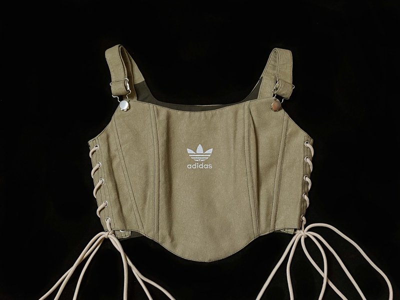 REGETHER 古著改製 adidas Originals吊帶式側綁帶馬甲-Corset-05 - 背心/無袖上衣 - 棉．麻 咖啡色