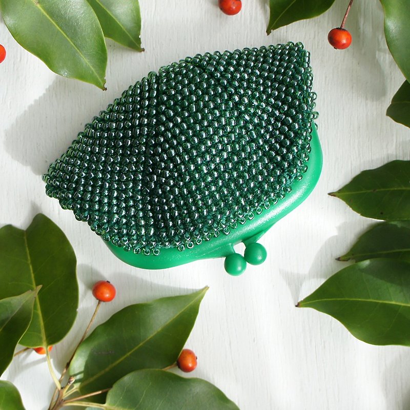 Ba-ba handmade Beads crochet coinpurse No.1116 - กระเป๋าเครื่องสำอาง - วัสดุอื่นๆ สีเขียว