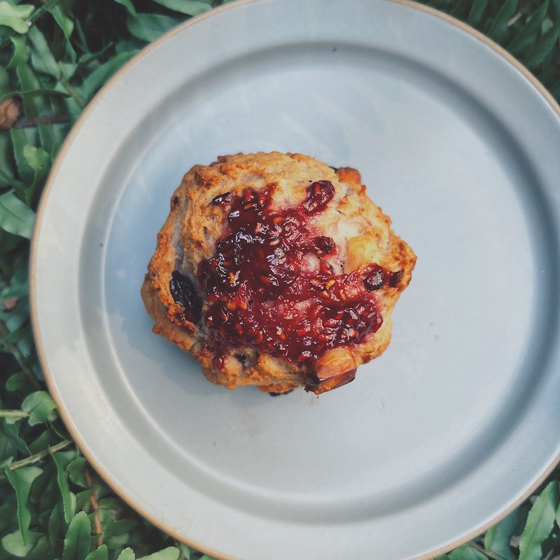 English muffin/scone | raspberry vine rose cheese, pure honey, original flavor - Cake & Desserts - Fresh Ingredients 