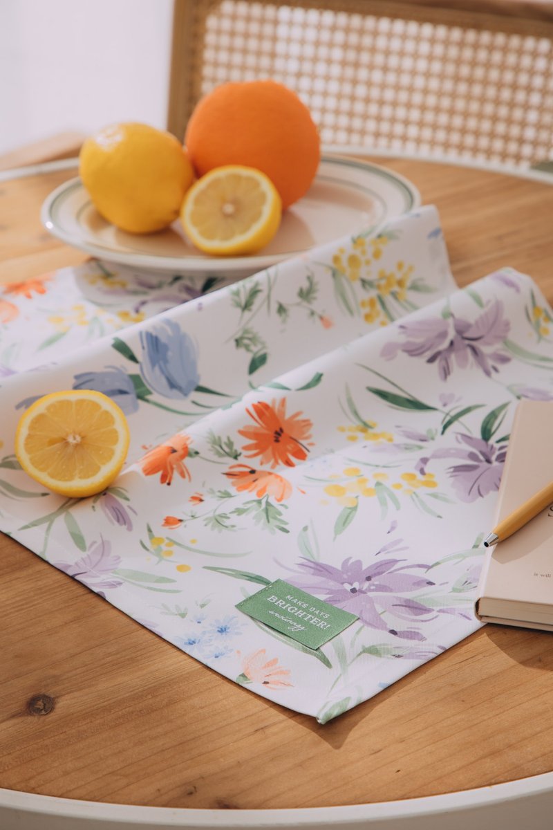 Water-repellent placemat - The promise of the wind - Place Mats & Dining Décor - Polyester Multicolor