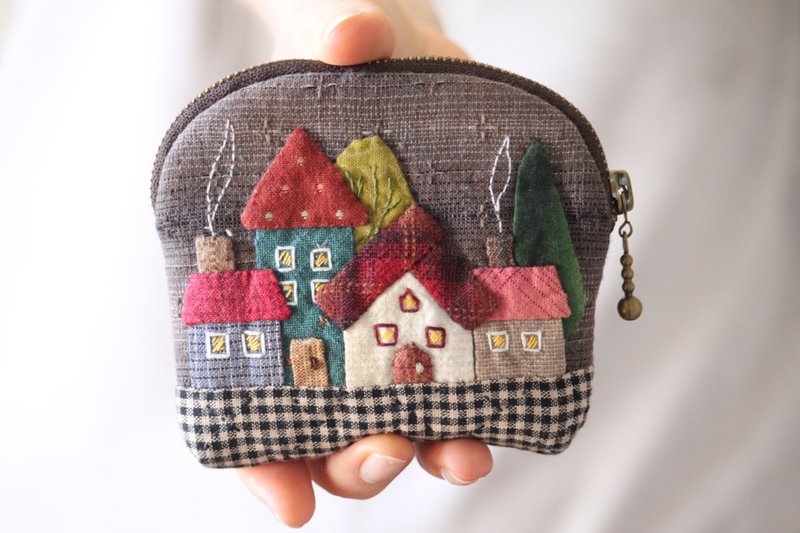 Money Holder made in Japanese Patchwork style - กระเป๋าสตางค์ - วัสดุอื่นๆ 