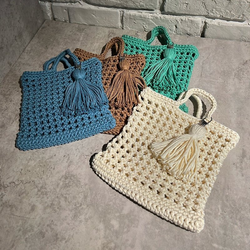 Crocheted small handbag*tassels - Handbags & Totes - Cotton & Hemp 
