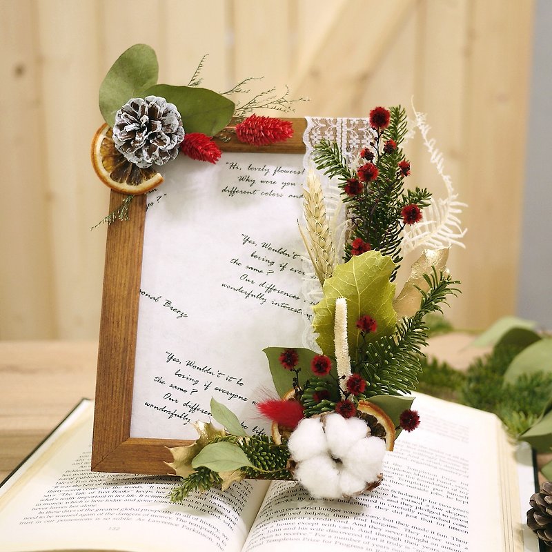 Christmas Tribute-Nobesson Dry Flower Frame - ช่อดอกไม้แห้ง - พืช/ดอกไม้ สีเขียว