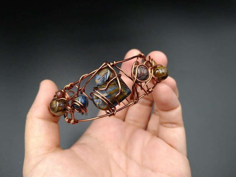 **彼得石**手鏈 手鐲 藝術銅線 金屬編織 水晶原礦手作設計 - 手鍊/手環 - 玉石 藍色
