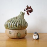 Acorn Pottery House - green