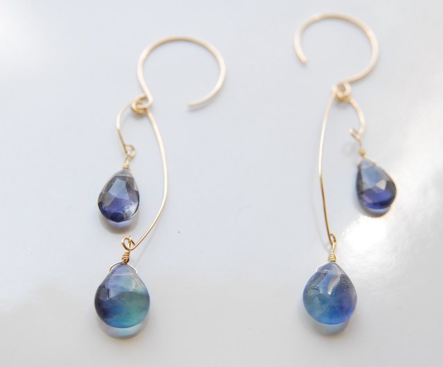 14kgf フローライトとアイオライトのピアス フローライトとアイオライトの風にゆれるピアス 14kgf