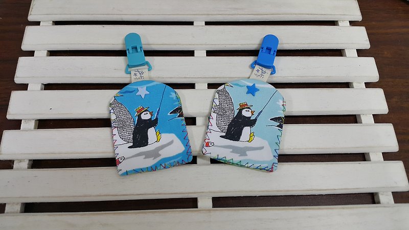 Penguin safe charm bag (clip)【PE191107】 - Baby Gift Sets - Cotton & Hemp Multicolor