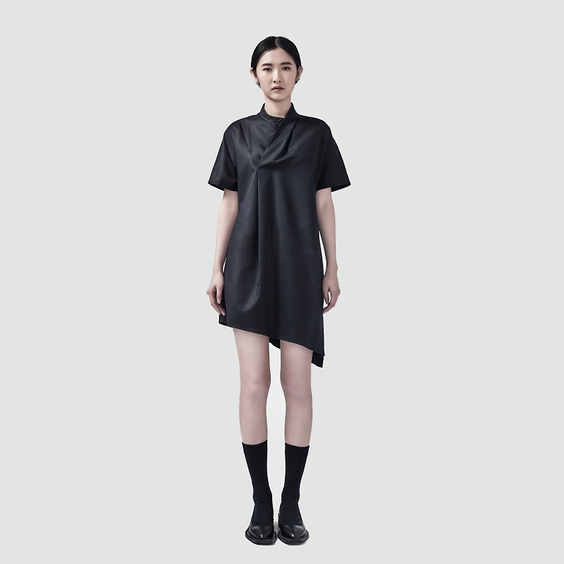 TRAN - 不對稱開衩洋裝 - 洋裝/連身裙 - 其他材質 黑色