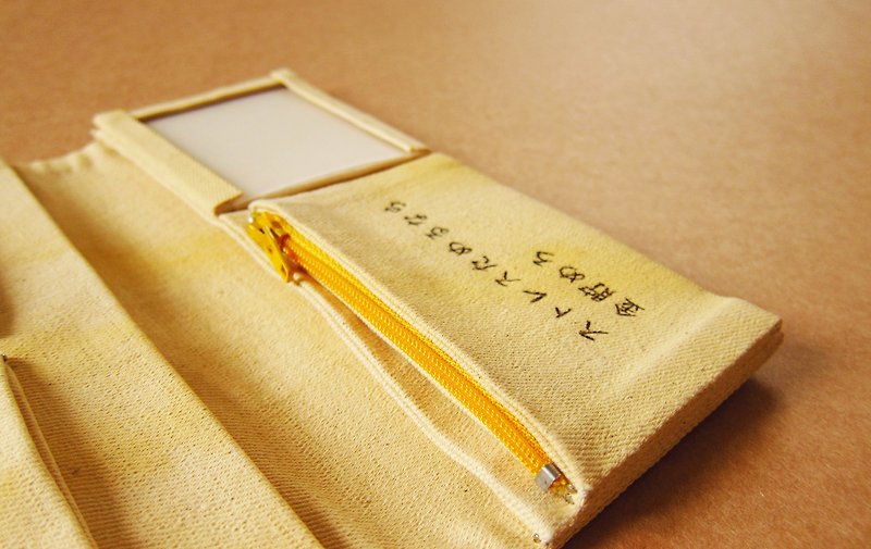 (Graduation gift pre-sale) light yellow hand-dyed long clips (free electric burn English Oh) - Wallets - Other Materials Yellow