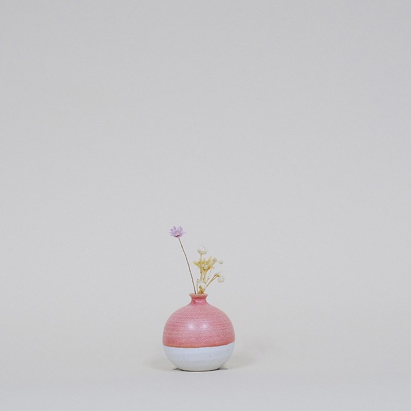 Handmade Ceramic Mini Vase - Coral Pink - Pottery & Ceramics - Porcelain Pink