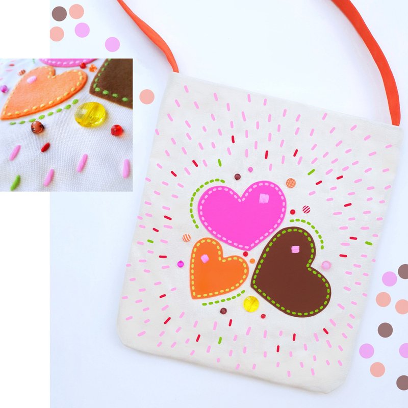 12x14 inch tote. Fun and original with hand-stitched design with felt and beads - 手提包/手提袋 - 繡線 多色