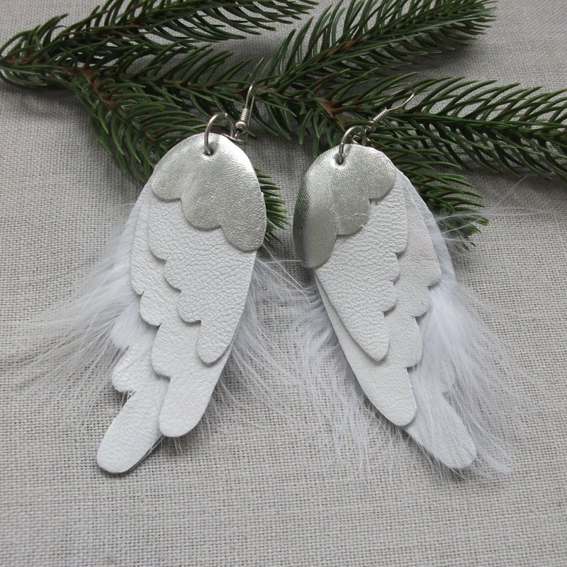 Delicate earrings Angel Wings made of genuine leather - ต่างหู - หนังแท้ ขาว