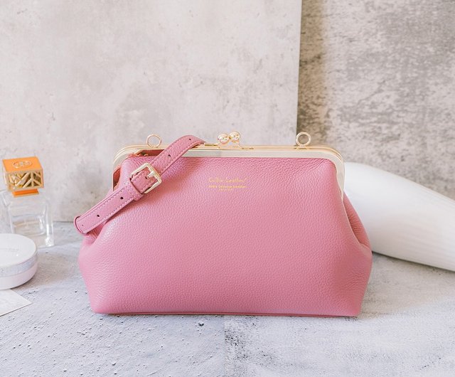 MY SHELL ♥ KISSES MINI SHOULDER BAG /追跡付 GUESS(ゲス) JAPAN 公式オンラインストア | GUESS JAPAN
