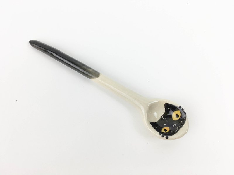 Nice Little Clay Handmade Small Spoon _ 小黑猫 120321 - Cutlery & Flatware - Pottery White