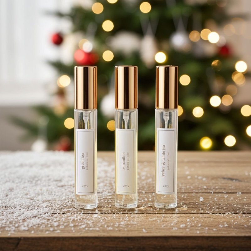 【Pre-order】Christmas Rollerball Perfume Oil 10ml - Perfumes & Balms - Other Materials 