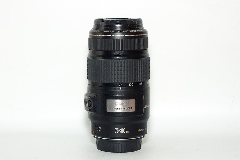 Canon EF 75-300mm F4-5.6 IS USM - กล้อง - โลหะ สีดำ