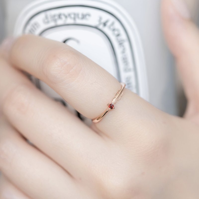 石榴石925純銀羽毛小寶石戒指 可調式戒指 - 戒指 - 寶石 銀色