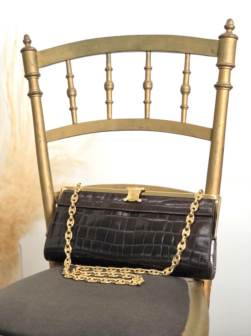 【 日本直送　名牌中古包 】CELINE セリーヌ ショルダーバッグ ブラウン トリオンフ レザー クロコ型押し チェーン セミショルダーバッグ tedt2b - 側背包/斜背包 - 真皮 咖啡色
