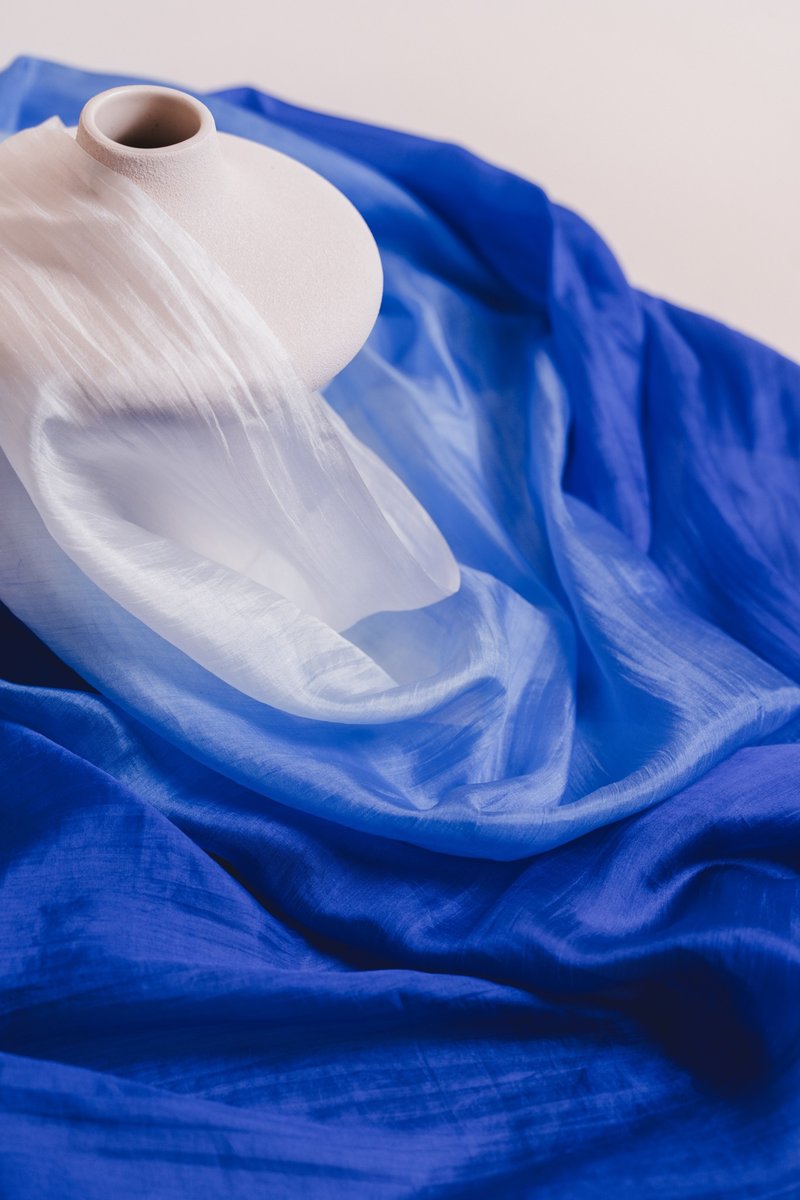 100% Mulberry Silk Scarf – Hand Dyed, Lightweight, Royal Blue Ombre - 絲巾 - 絲．絹 藍色