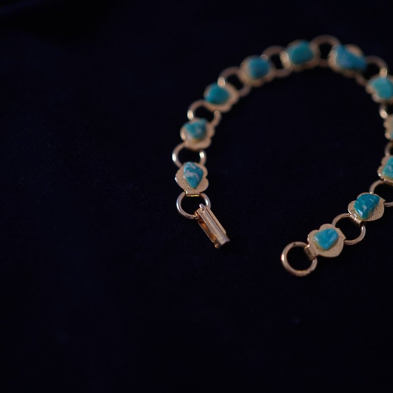 Semi- Gemstone turquoise stone vintage antique jewelry braceletRegular price - Bracelets - Semi-Precious Stones Green