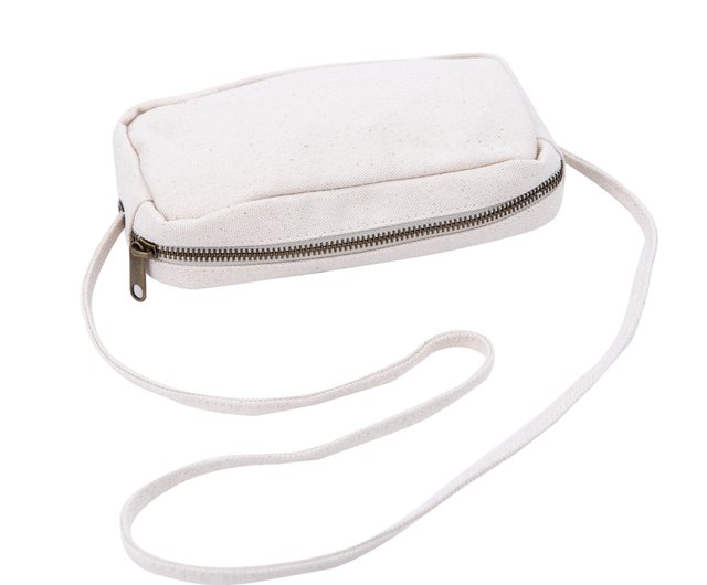 white canvas zipper bag White