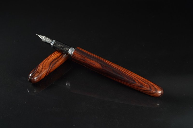 American Desert Ironwood Torpedo Capped 14 Dual-use Pen (Fountain Pen) FU5140013 - ปากกาหมึกซึม - ไม้ สีนำ้ตาล