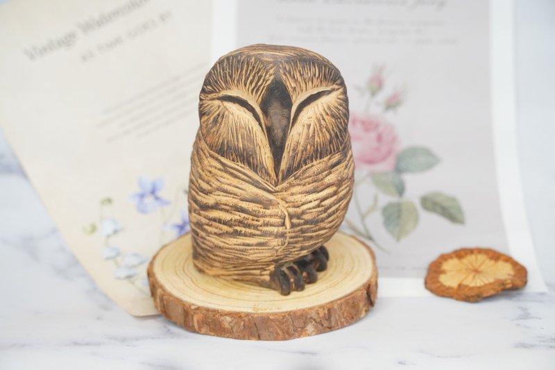 Xiaonan grass owl wood carving owl-original - Items for Display - Wood Brown