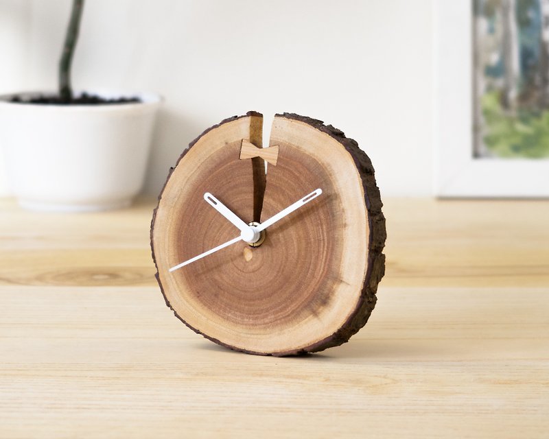 [Neem Butterfly Tenon Series] Log Silent Desk Clock - นาฬิกา - ไม้ สีนำ้ตาล
