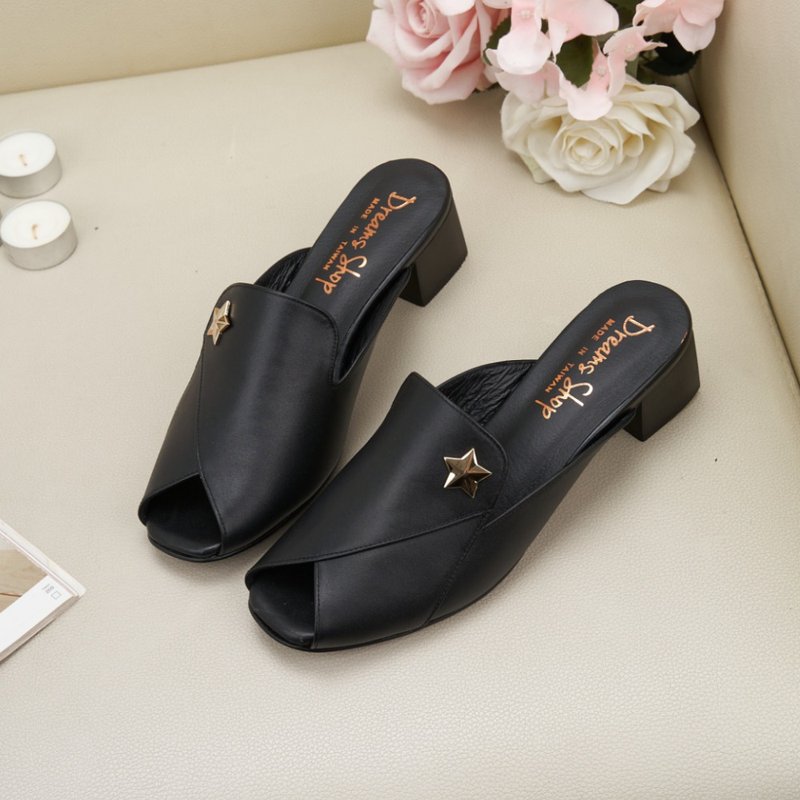 Yukou_Gold buckle square toe low heel slippers black - รองเท้าส้นสูง - หนังแท้ สีดำ