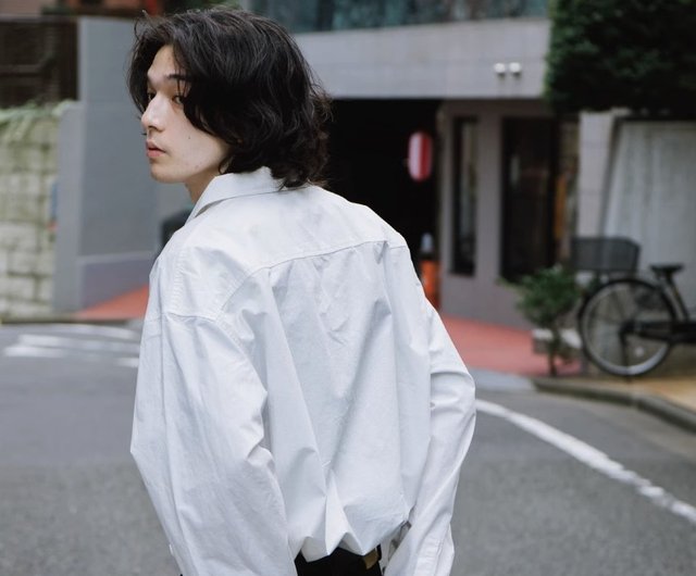 Fascinating white shirt Japanese style double pocket white