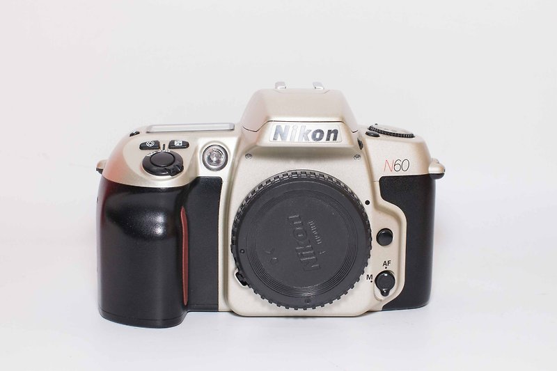 Nikon N60 (F60) film camera #2098290 - กล้อง - โลหะ สีเทา