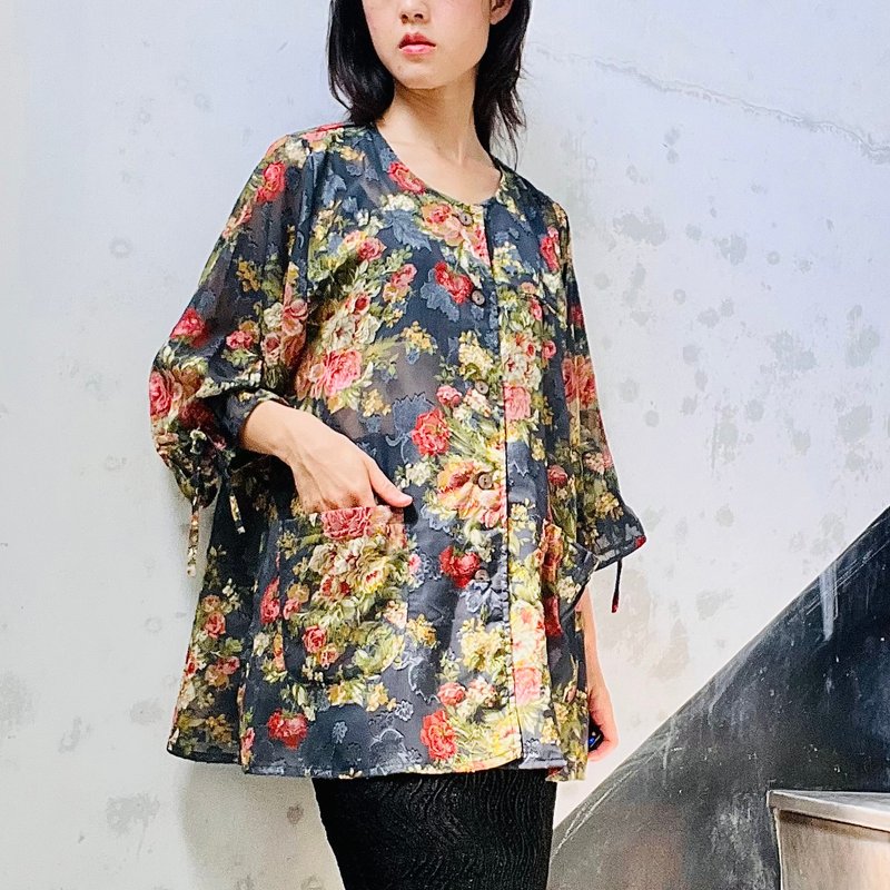古典緹花罩衫【日本古董衣】永續是最奢華的精品 - 女上衣/長袖上衣 - 聚酯纖維 多色
