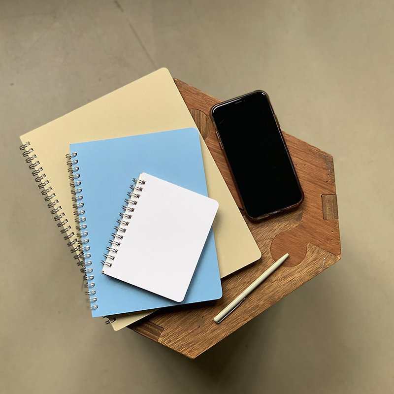 Foundation | Notebook (Plain) - สมุดบันทึก/สมุดปฏิทิน - กระดาษ สีน้ำเงิน