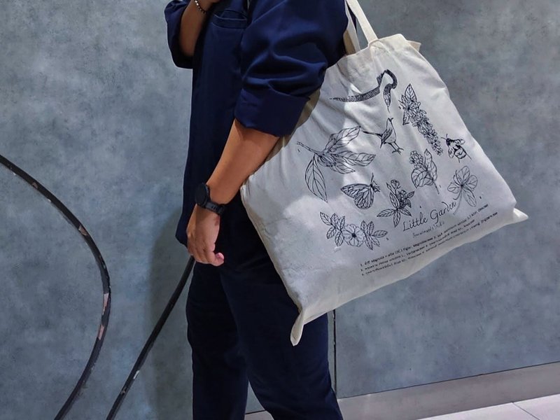 Little Garden bag - 圍兜/口水巾 - 棉．麻 白色