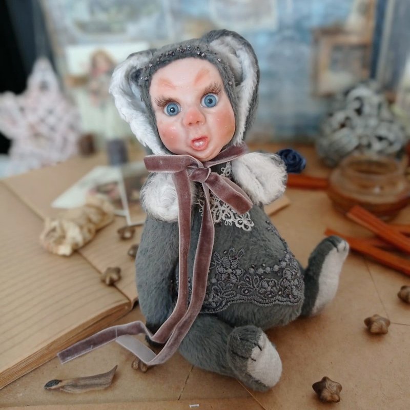 Artist teddy doll, Cute surprised rabbit - 公仔/玩偶 - 其他材質 